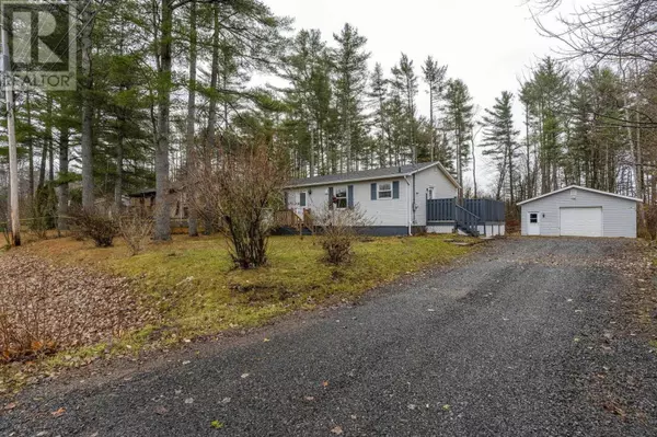 990 Mary Avenue, Centreville, NS B0P1J0
