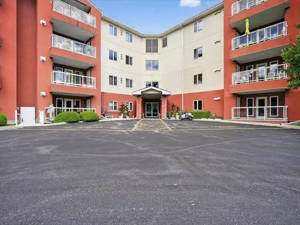 202 366 FIRST Street, Steinbach, MB R5G1K5