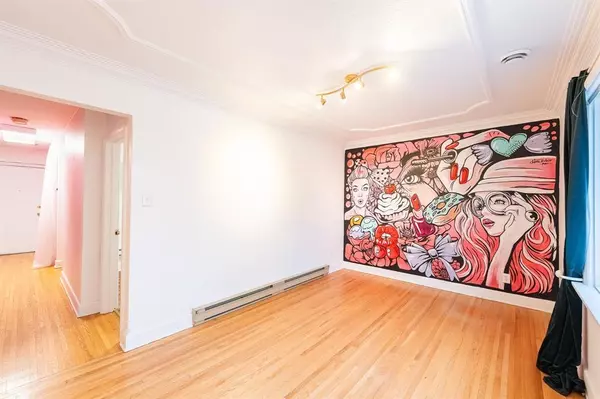 Winnipeg, MB R3M0Y4,892 Corydon Avenue