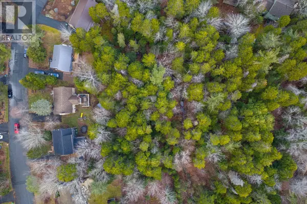 Bedford, NS B4A1J3,49 Village Crescent