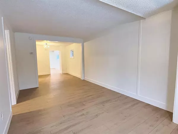 Winnipeg, MB R2L0V7,378 Tweed Avenue