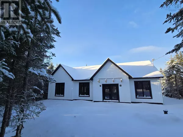 Hybrid LN #210, East Uniacke, NS B0N1Z0