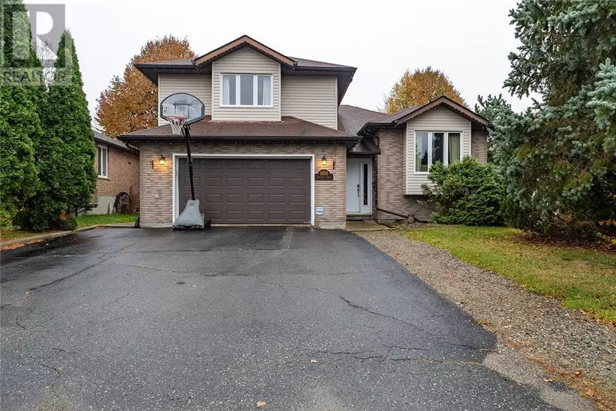 1693 Agincourt, Sudbury, ON P3A5Y2