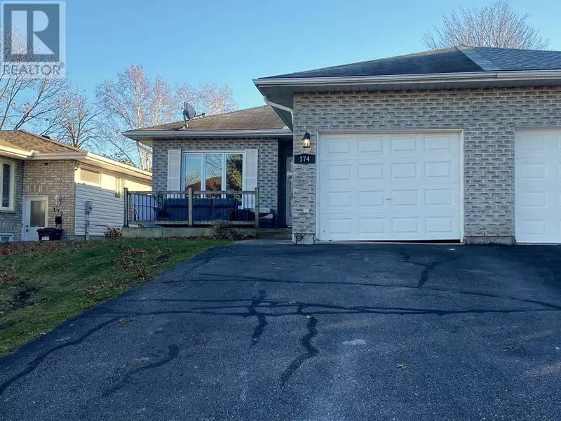 174 Cloverbrae Crescent, North Bay, ON P1A4J3