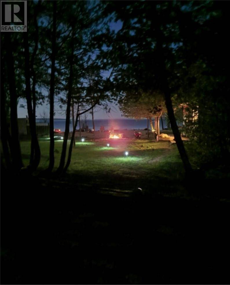 Assiginack Manitoulin Island, ON P0P1N0,206 Southbay Drive
