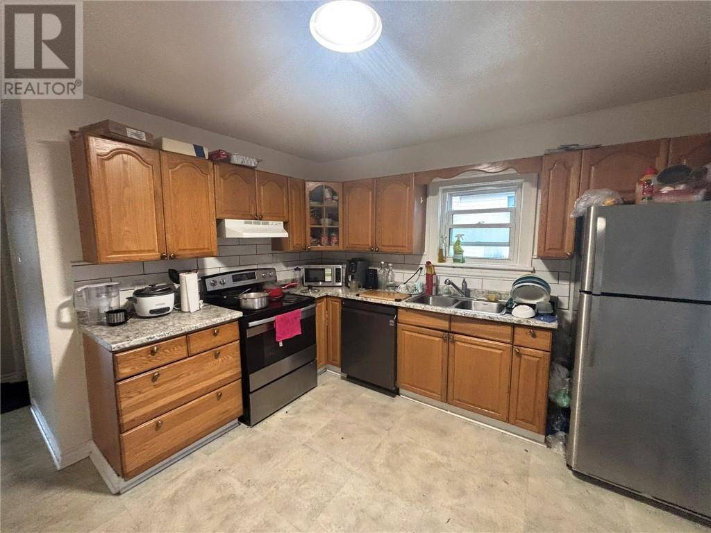 Greater Sudbury, ON P3C3W8,27 Whittaker Street