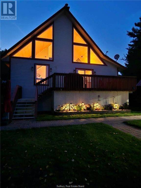 Markstay, ON P0M2G0,2390 Nepewassi Lake Road