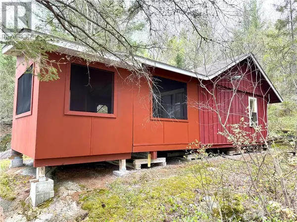 Alban, ON P0M1A0,3 Mason Island I