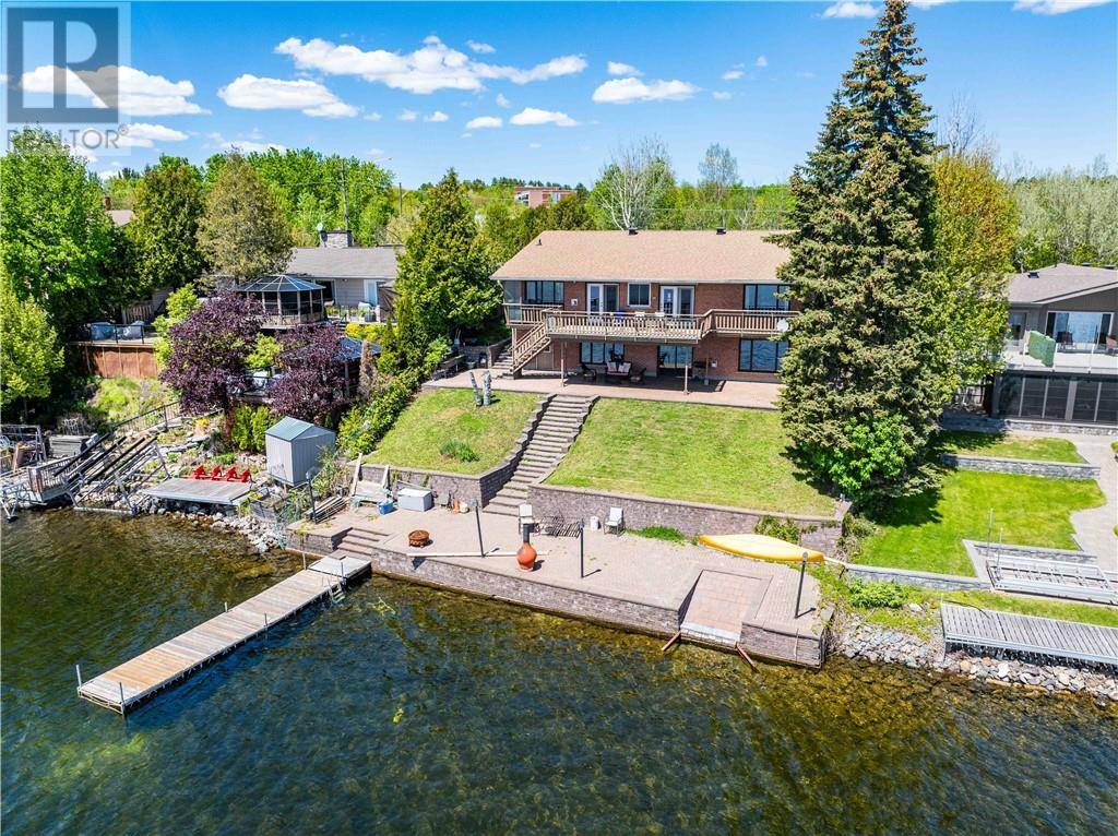 Sudbury, ON P3E1R5,549 Bayview Lane