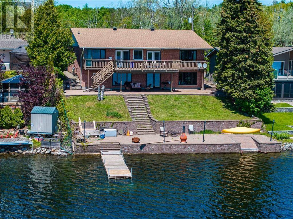 Sudbury, ON P3E1R5,549 Bayview Lane