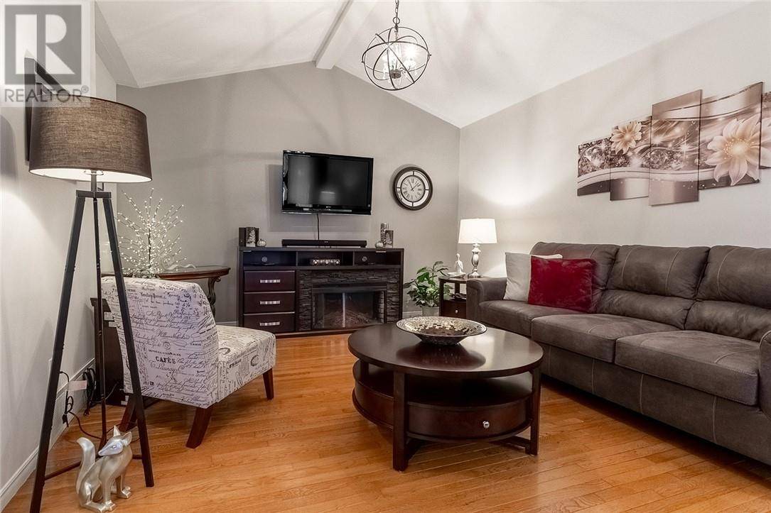 Hanmer, ON P3P1M4,4372 Theresa Avenue