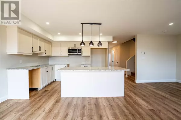 Chelmsford, ON P0M1L0,2952 Ruby Street