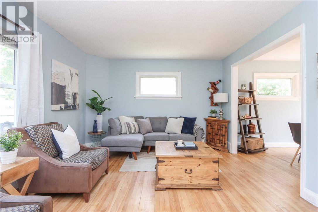 Lively, ON P3Y1M5,241 Seventh Avenue