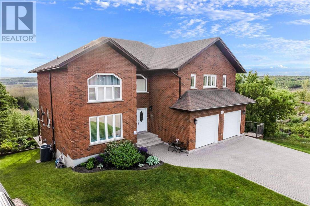 Sudbury, ON P3A5X3,147 Forestdale Drive
