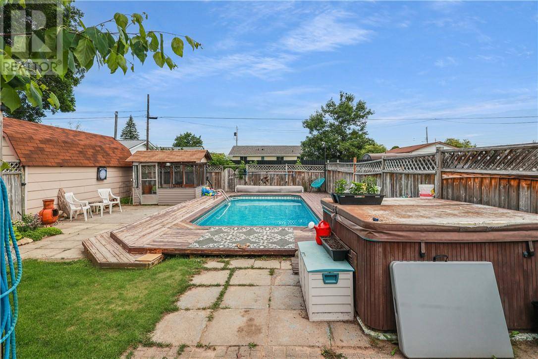 Espanola, ON P5E1H3,246 ADELAIDE Street