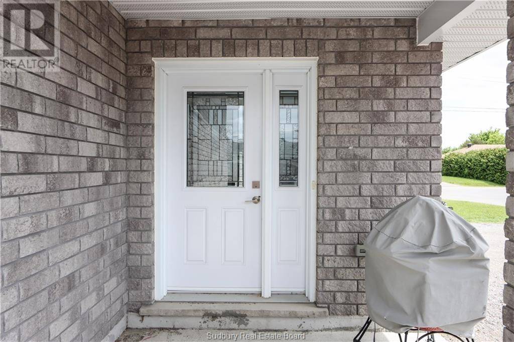 Greater Sudbury, ON P3P1L4,52 Armand Street