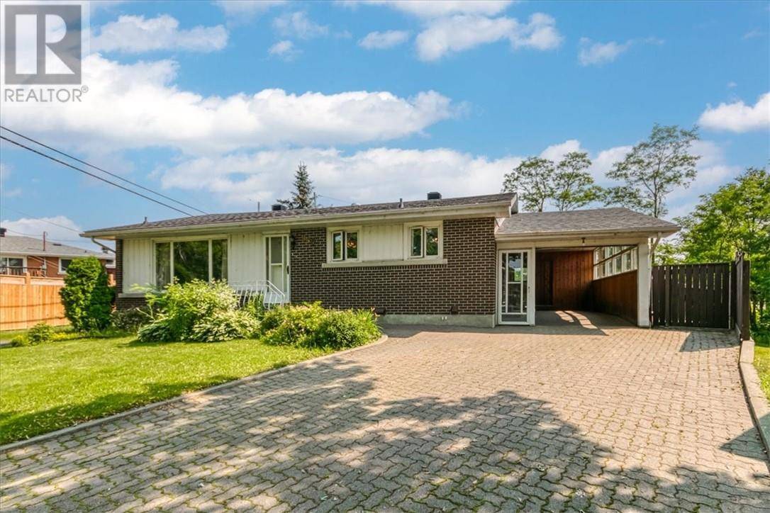 990 Delwood Court, Sudbury, ON P3E4M3
