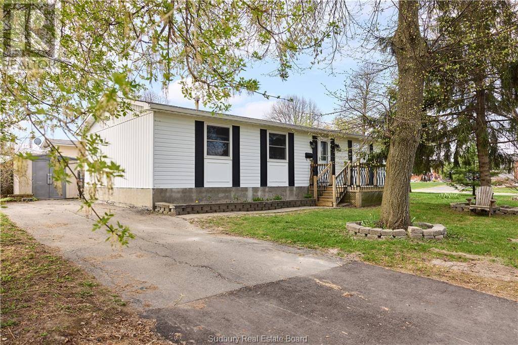 64 Garland Crescent, Sudbury, ON P3B3P1