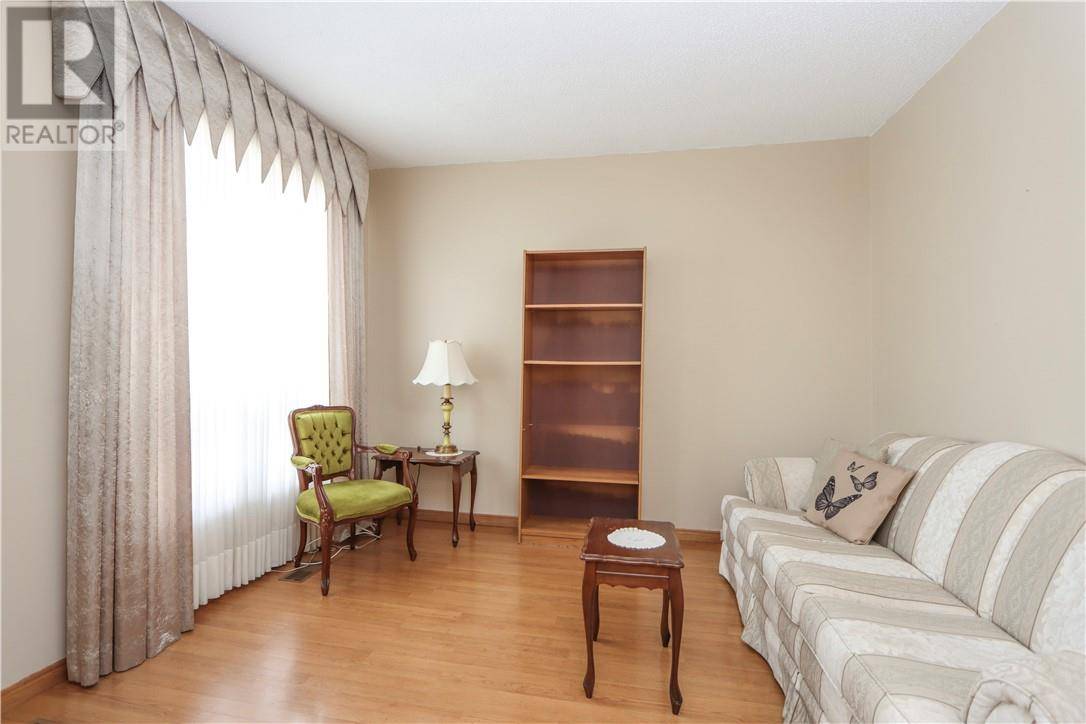 Sudbury, ON P3A1A1,239 Wilma Street
