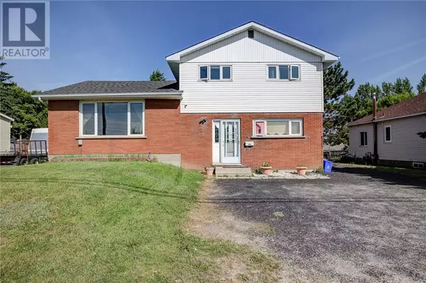 1265 Falconbridge Road, Greater Sudbury, ON P3A4N4