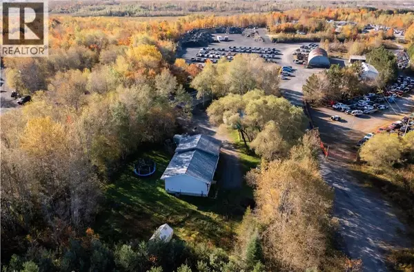 1951 VALLEYVIEW, Greater Sudbury, ON P3N1K9