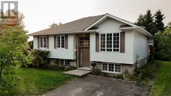 2277 Gateway, Sudbury, ON P3E6G1