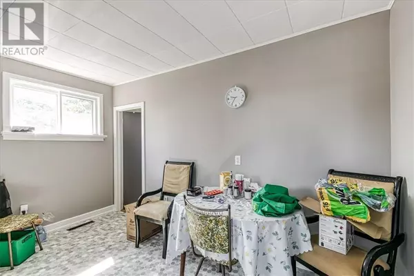 Espanola, ON P5E1H1,301 ALBERT Street