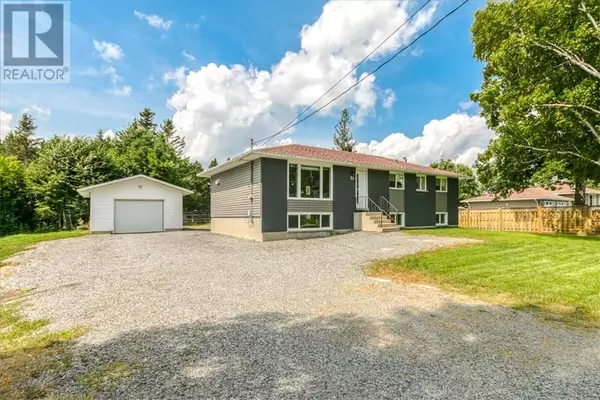 11 Houle Avenue, Dowling, ON P0M1R0