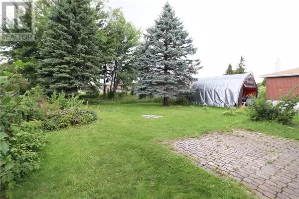 Sudbury, ON P3A3X9,1239 Paquette Street