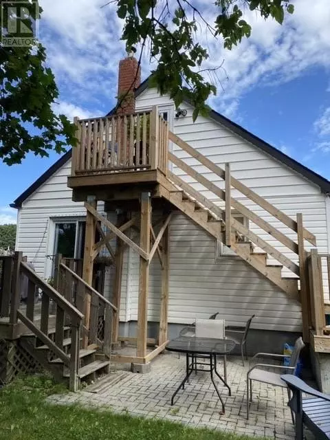 Sudbury, ON P3C1E1,519 Haig