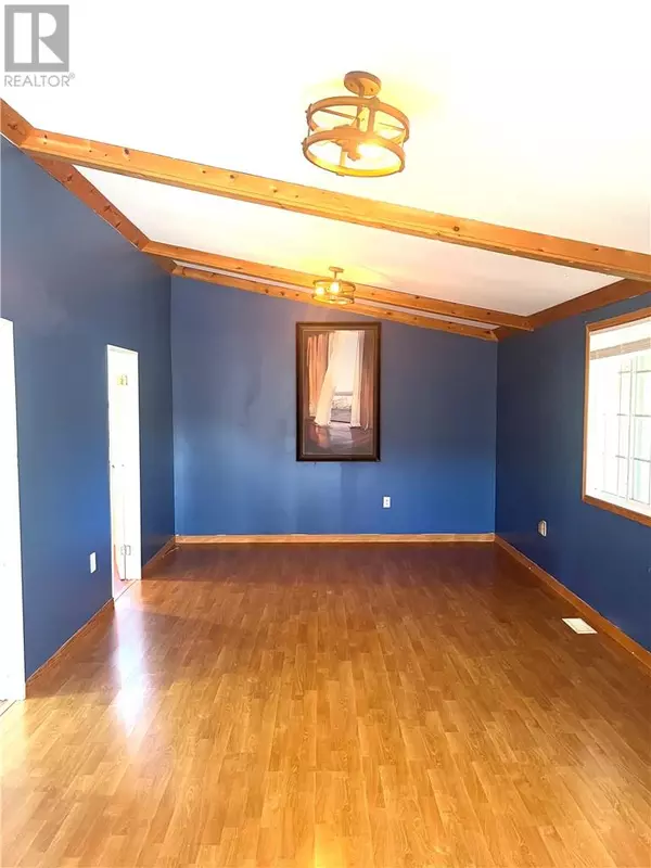 Alban, ON P0M1A0,47 Gilbert