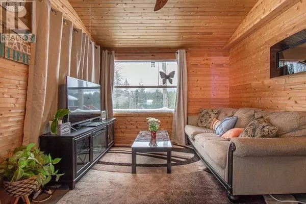 Alban, ON P0M1A0,47 Gilbert