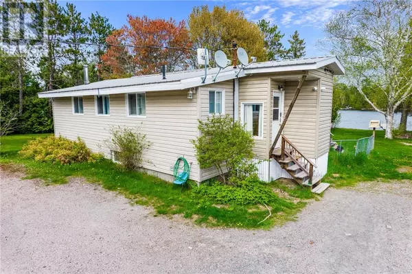 Alban, ON P0M1A0,47 Gilbert