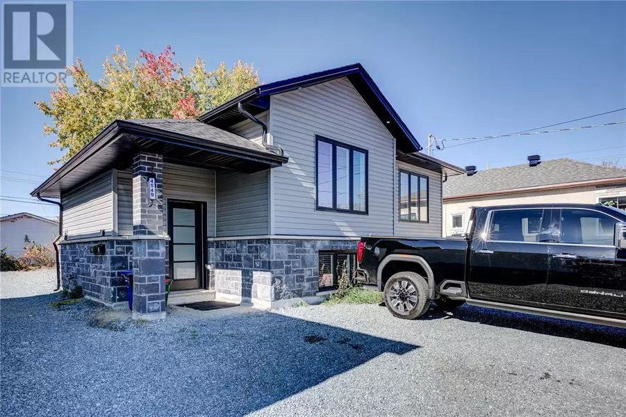 4549 Notre Dame Avenue, Hanmer, ON P3P1X5