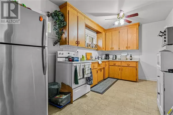 Greater Sudbury, ON P3C1W6,574 Elm