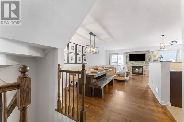 Ottawa, ON K2S0J7,202 Arrita Street