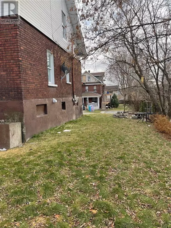 Sudbury, ON P3C2L3,252 Bloor Street