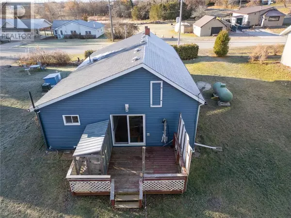 Manitowaning, ON P0P1N0,110 Walcot