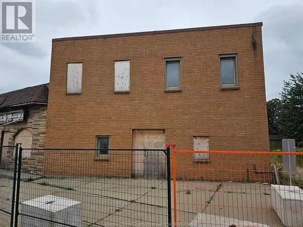 Wheatley, ON N0P2P0,24 ERIE STREET North