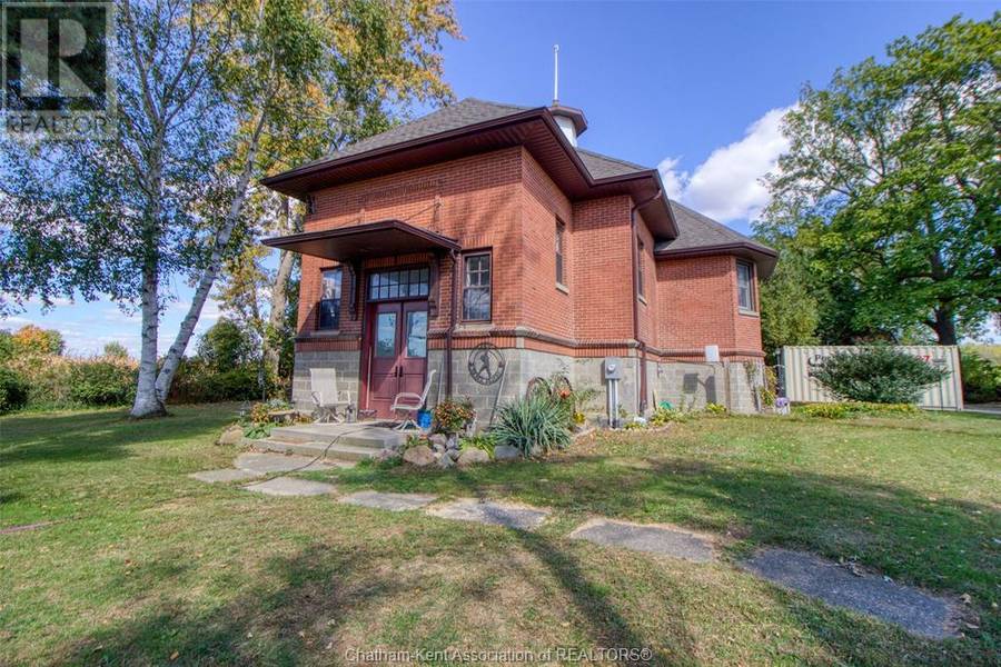 21871 VICTORIA ROAD, Thamesville, ON N0P2K0