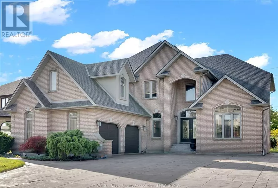 380 SHOREVIEW CIRCLE, Windsor, ON N8P1M7