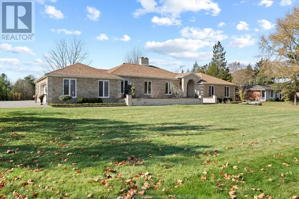 Lasalle, ON N9H0J3,5735 HURON CHURCH LINE ROAD