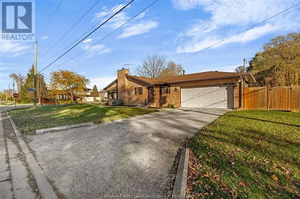 Lasalle, ON N9J1M4,510 LAURIER DRIVE