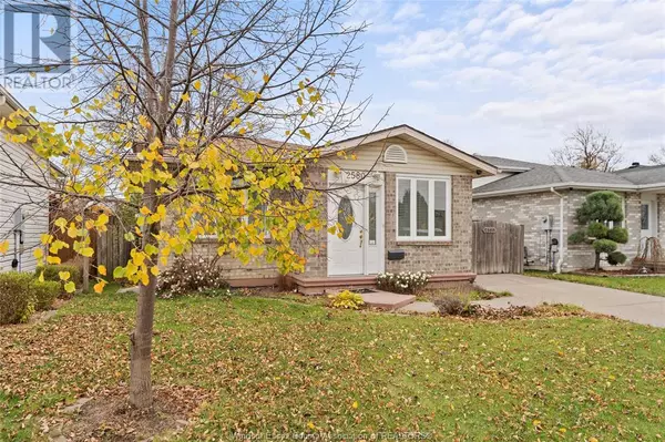 Windsor, ON N8W5N6,2580 ALLYSON