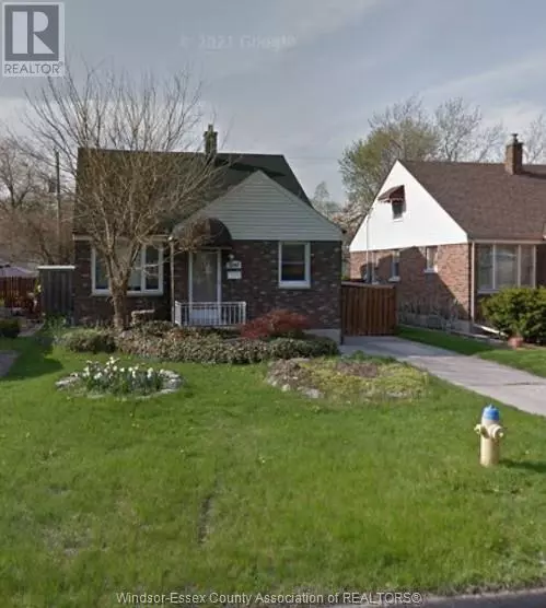 1990 SOMME AVENUE, Windsor, ON N8W1T8