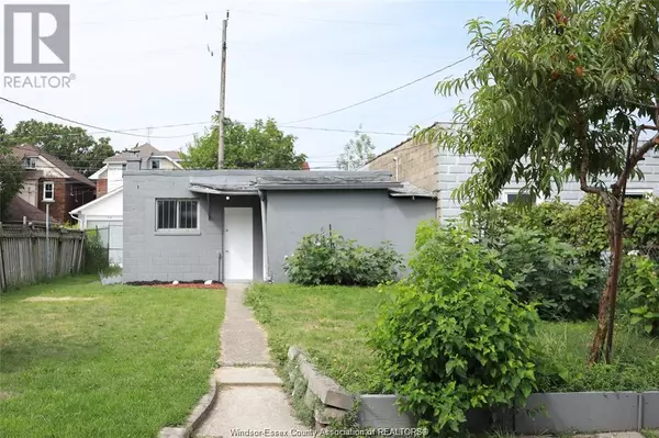 Windsor, ON N9A2H2,935 LANGLOIS AVE #GARAGE