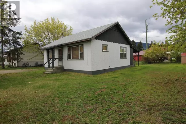 312 6TH Avenue, Nakusp, BC V0G1R0