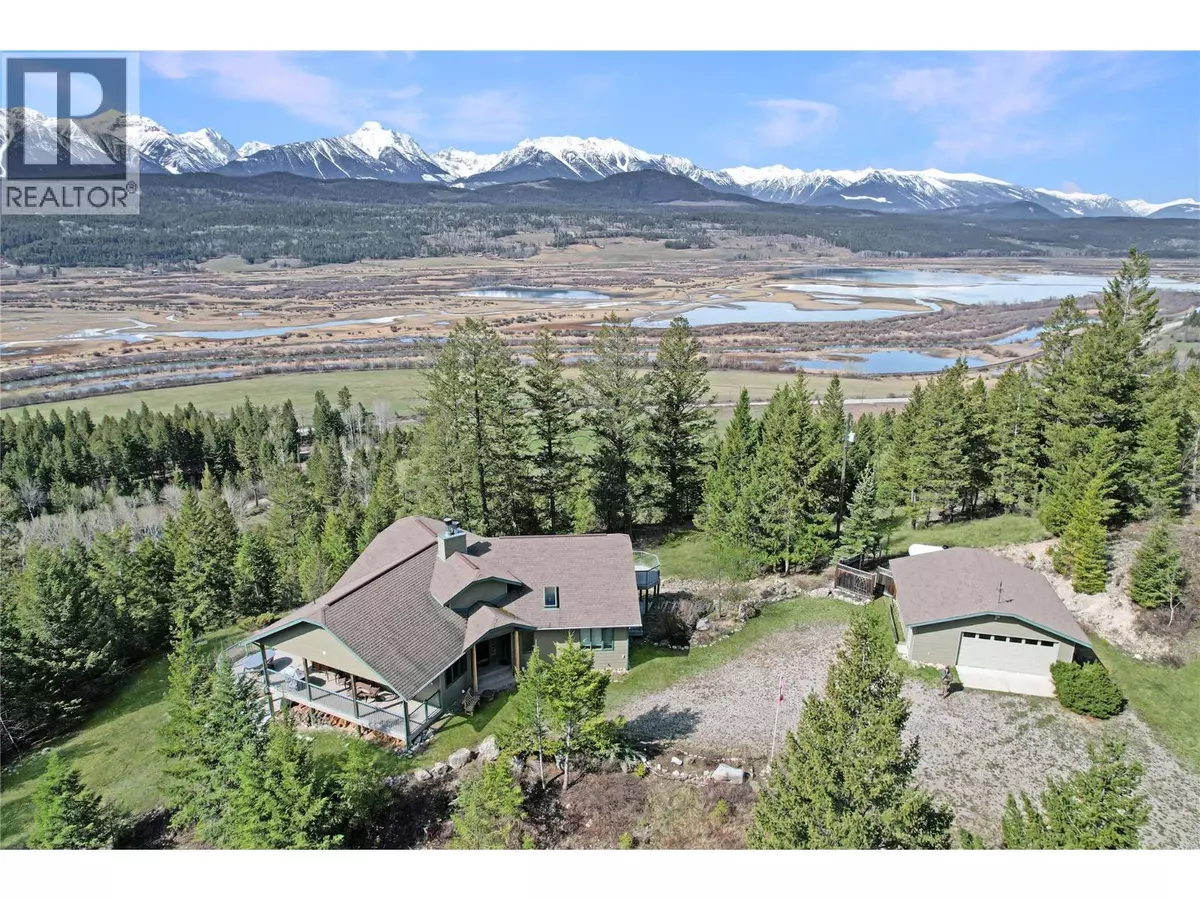 Spillimacheen, BC V0A1P0,2360/2380 95 Highway