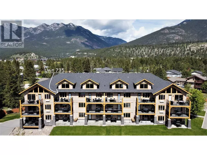 700 BIGHORN BLVD #735 M2, Radium Hot Springs, BC V0A1M0