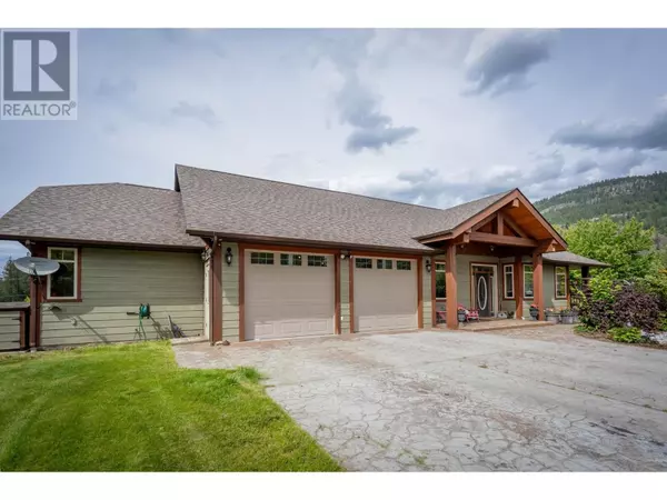 250 1ST Avenue, Christina Lake, BC V0H1E0